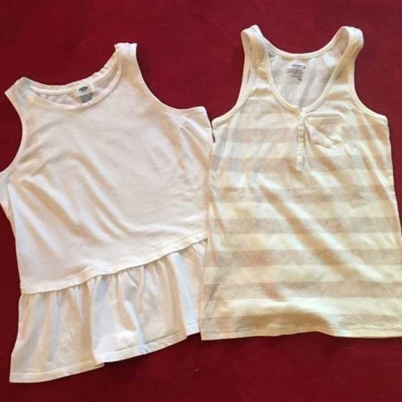 Old Navy Tops - Old Navy - 2 Tee shirt Bundle
